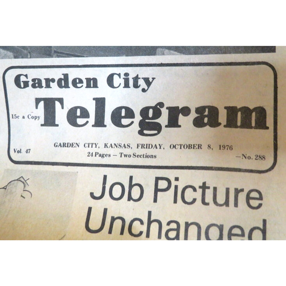 Vintage 70s Kansas State & Las Vegas Lot of Postcards Photos Magazines Newspaper - Picture 6 of 16